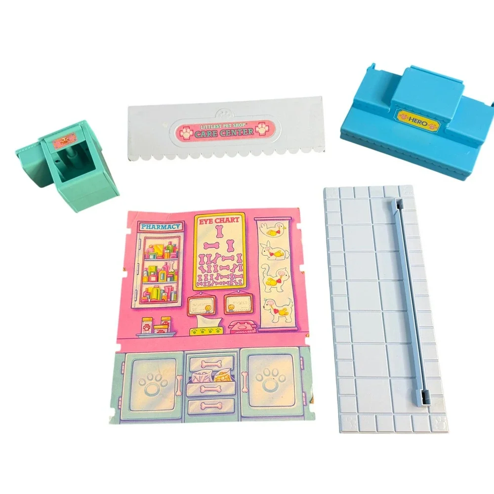 Vintage 1993 Kenner Littlest Pet Shop Care Center‎ Replacement Parts Lot LPS Toy